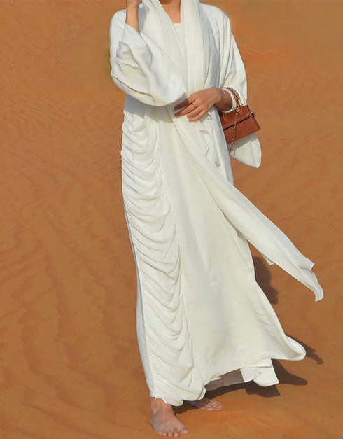 Elegant Ramadan Abayas and Kaftans for Muslim Women